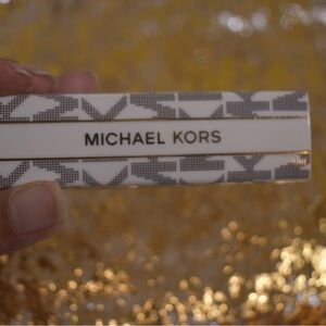 Michal Kors Lipstick Charger